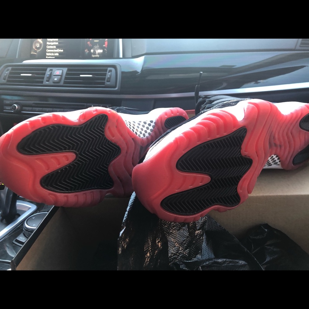Jordon 11s breed brand new - Picture 6 of 6